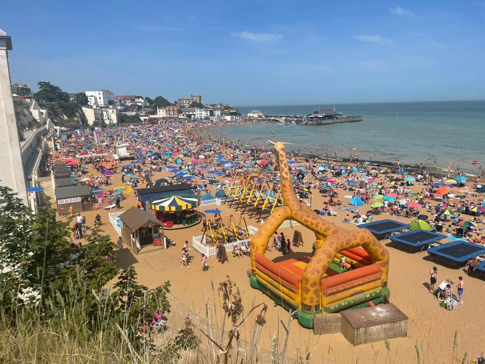Viking Bay View 3 Bed Apartment Broadstairs Εξωτερικό φωτογραφία