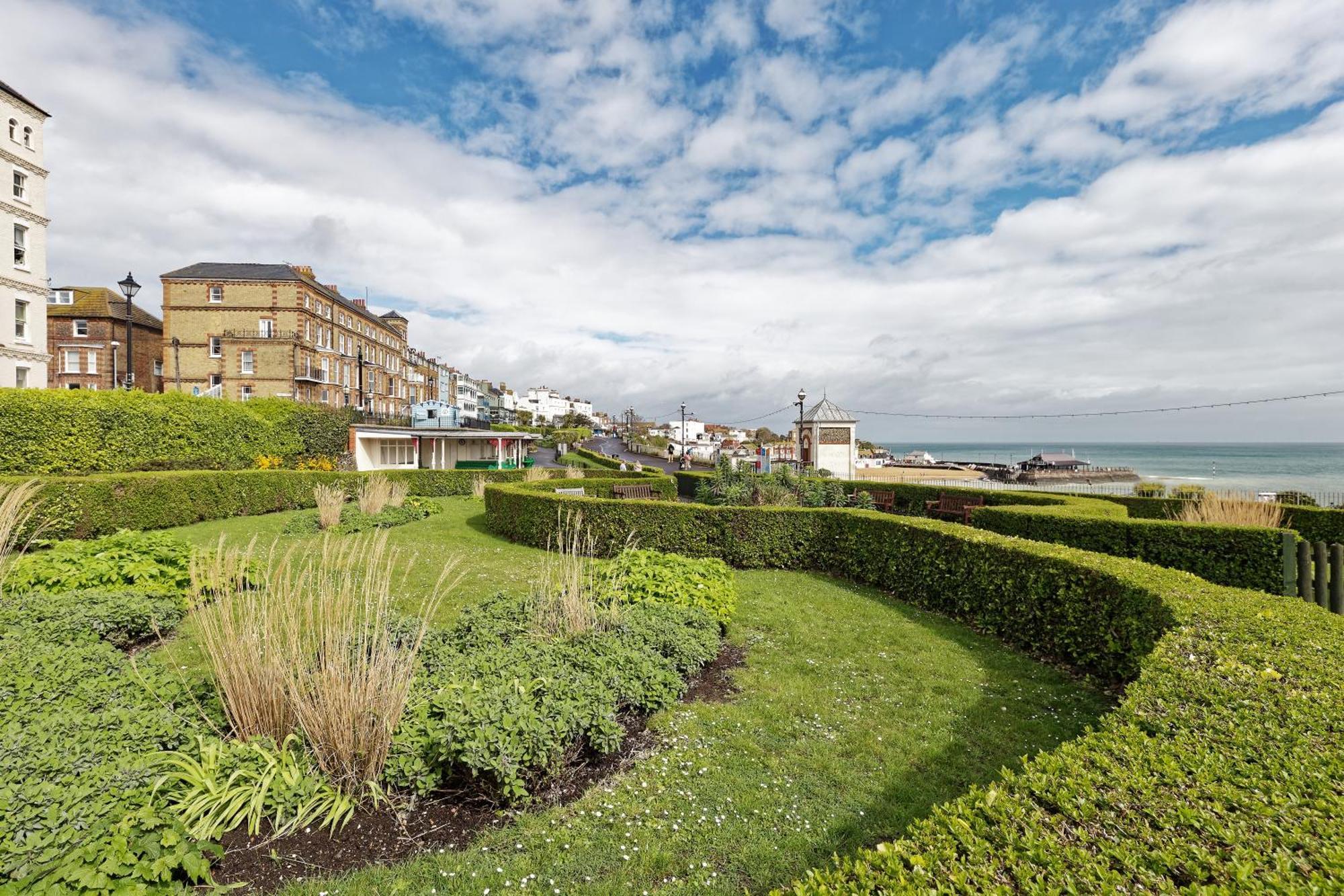Viking Bay View 3 Bed Apartment Broadstairs Εξωτερικό φωτογραφία